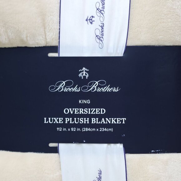 Brooks Brothers Oversized Luxe Plush King Blanket 112"x92" Cream 100% Polyester - Picture 5 of 10